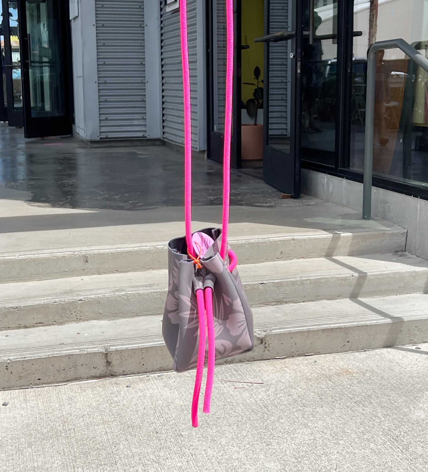 Las Olitas - The bucket pouch bag