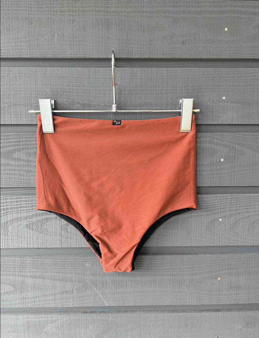 Via Bella - Reversible High Waist Bottom