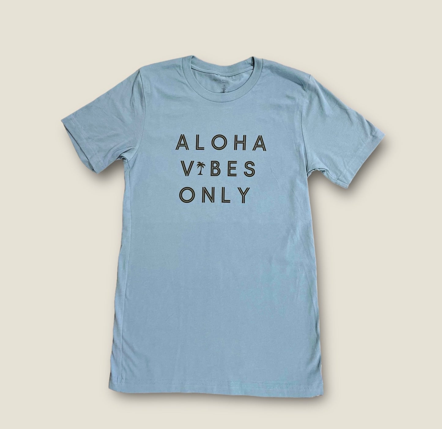 New ALOHA VIBES Tee