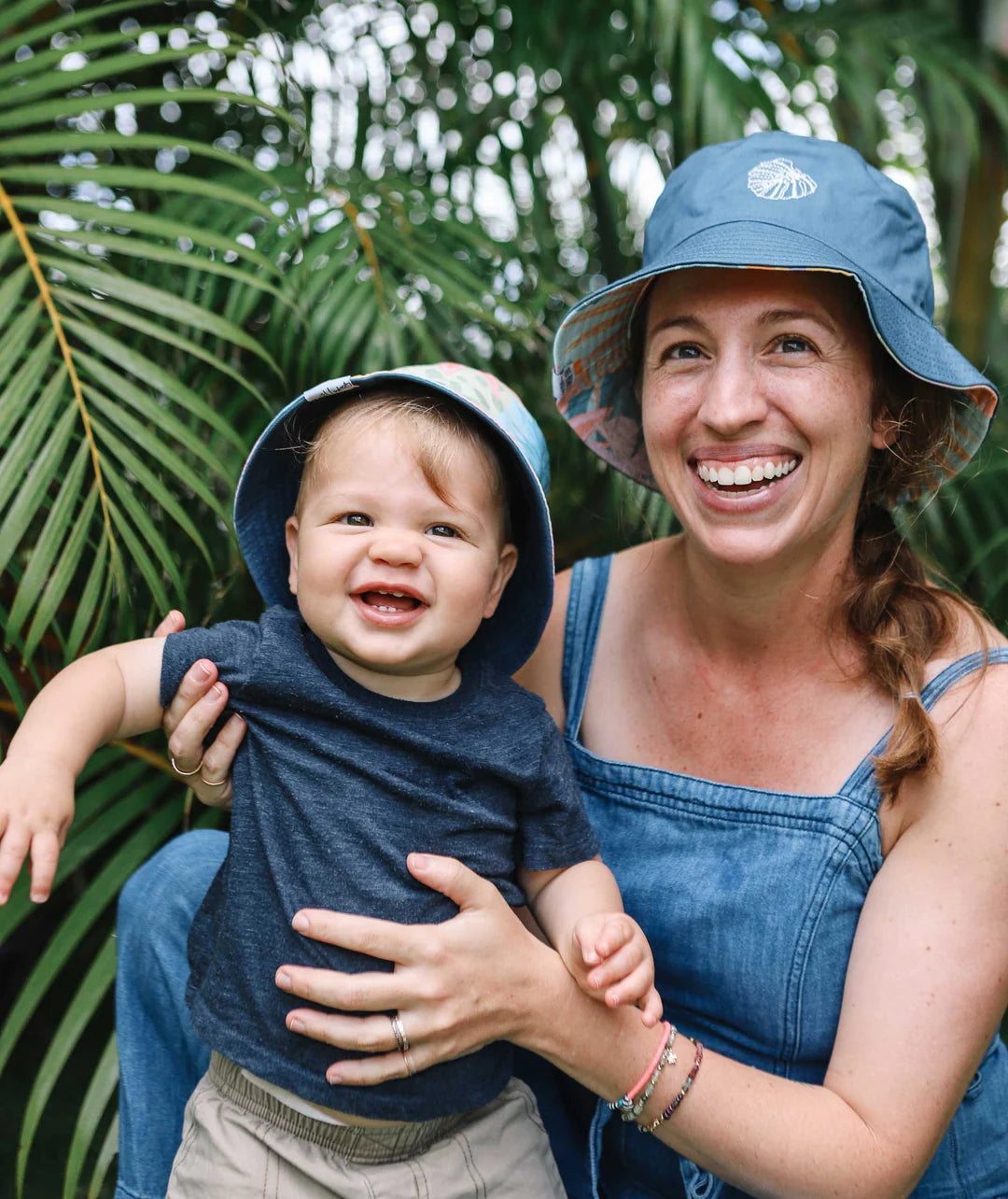 Kids reversible hat