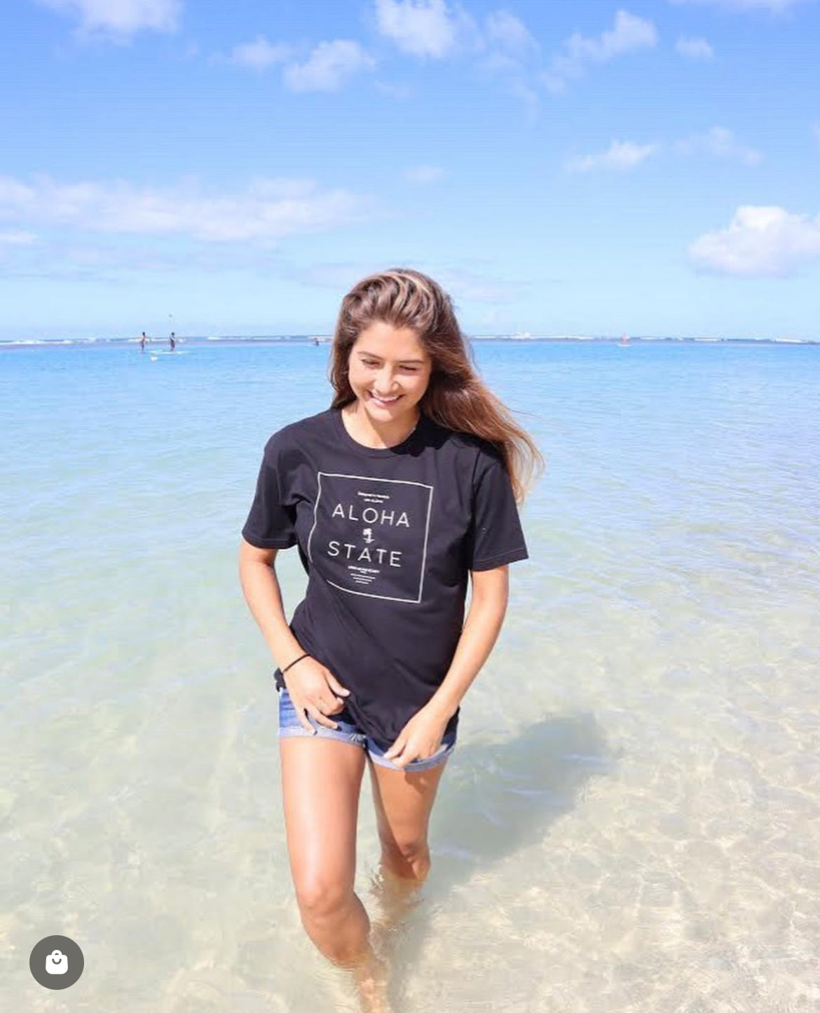 UIS - Unisex Aloha State Tee