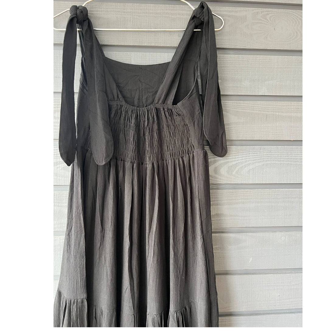 Via Bella - Ribbon Maxi Dress