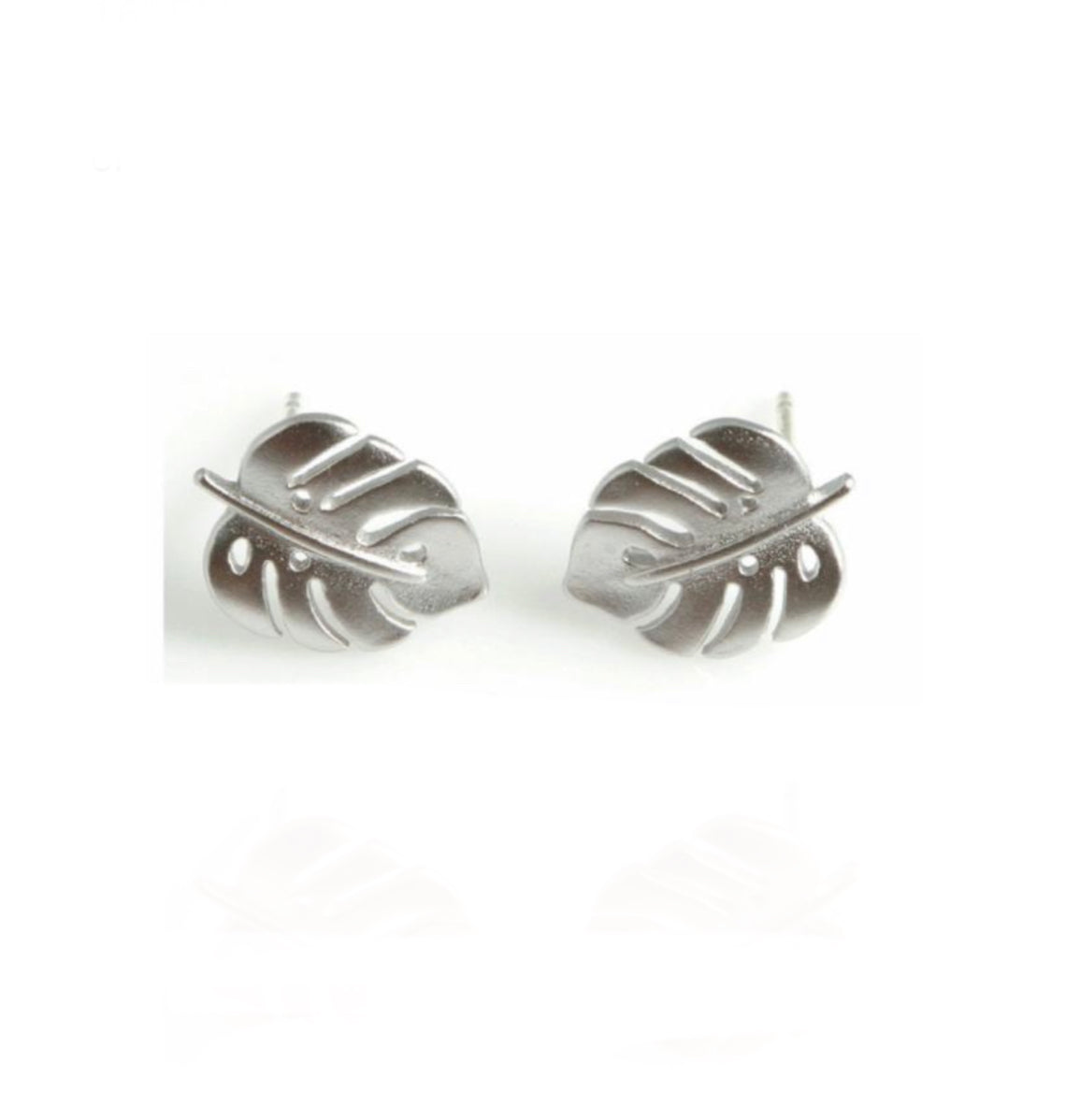 KOMAKAI JEWELRY Monstera stud earrings