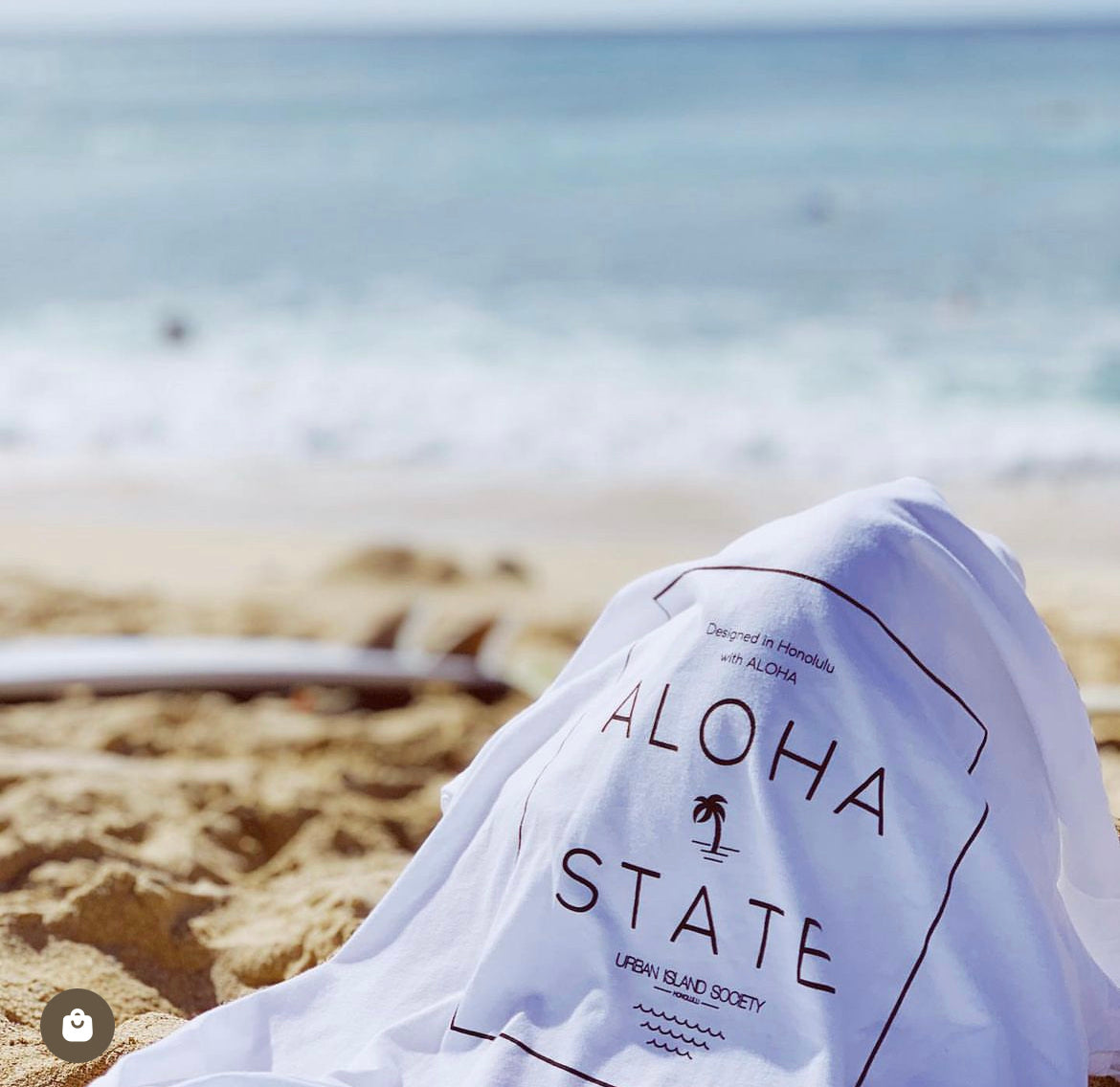 UIS - Unisex Aloha State Tee