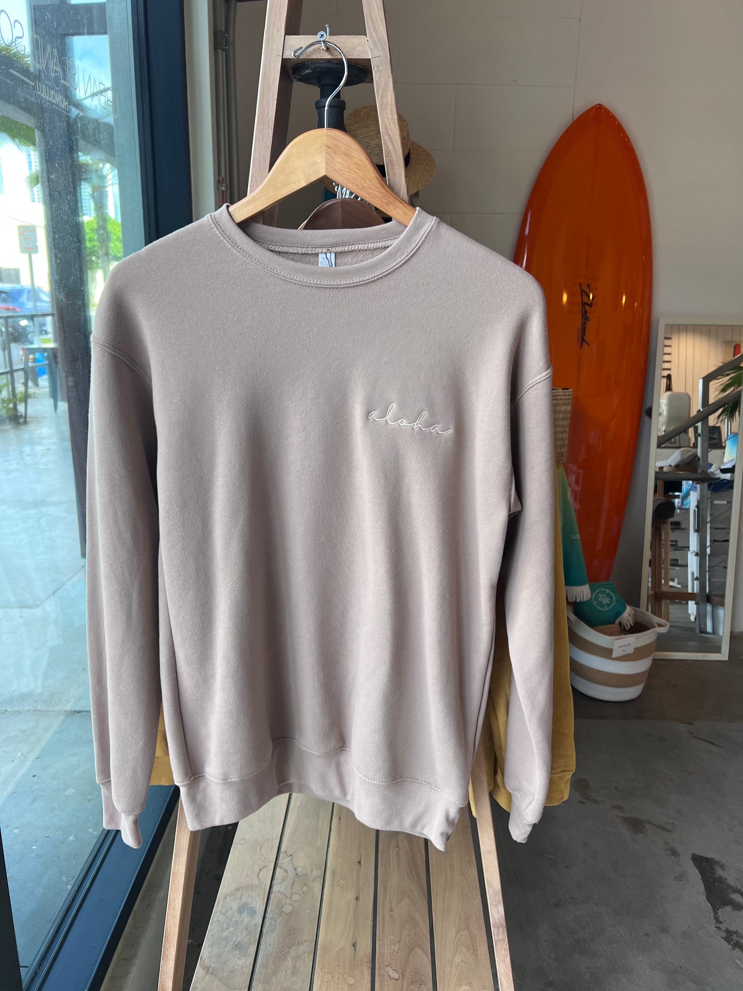 HI SURF "Aloha" long sleeve sweater