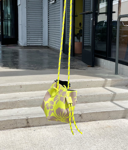Las Olitas - The bucket pouch bag