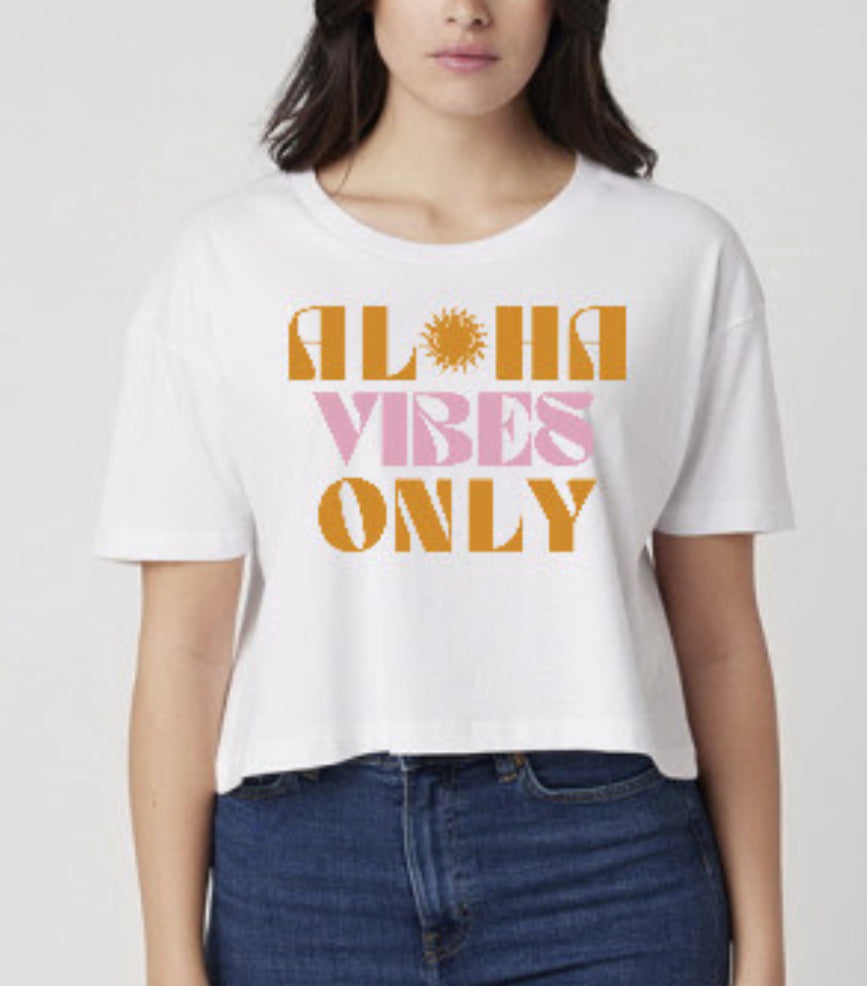 ALOHA VIBES crop T-shirts