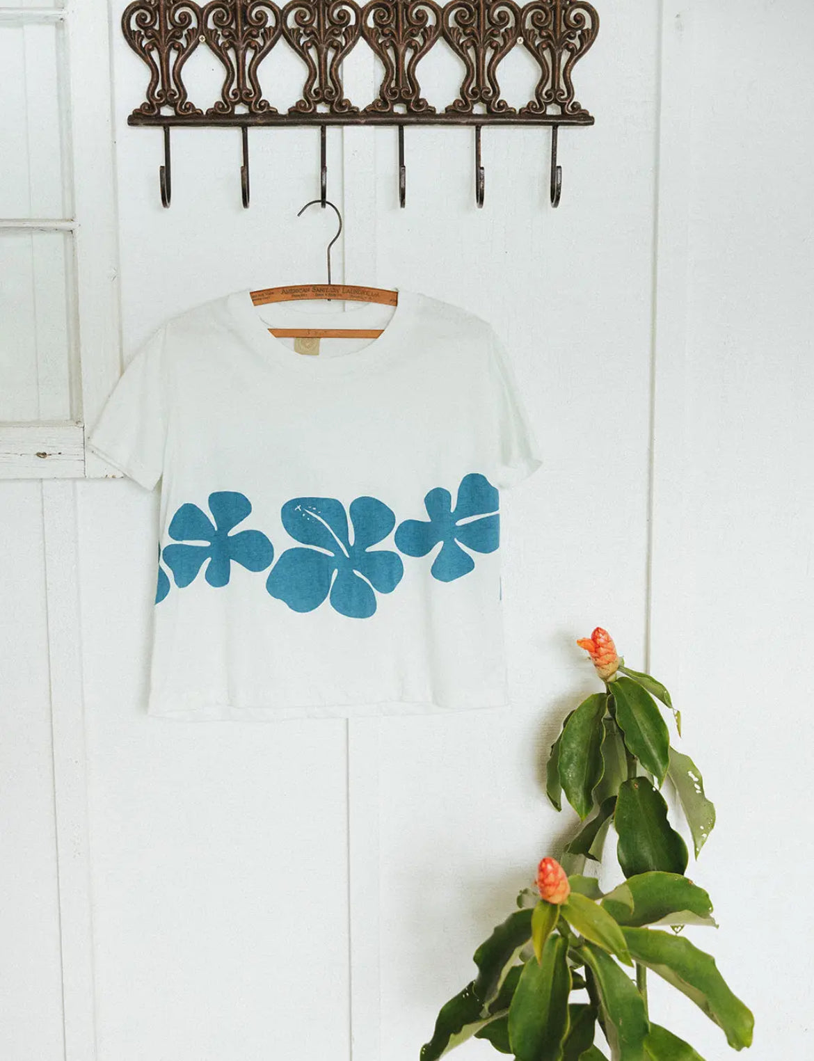 Hibiscus Tee