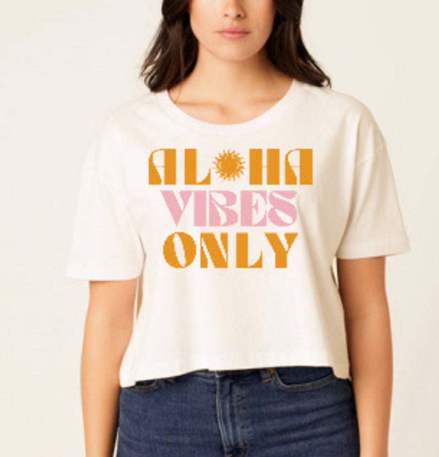 ALOHA VIBES crop T-shirts