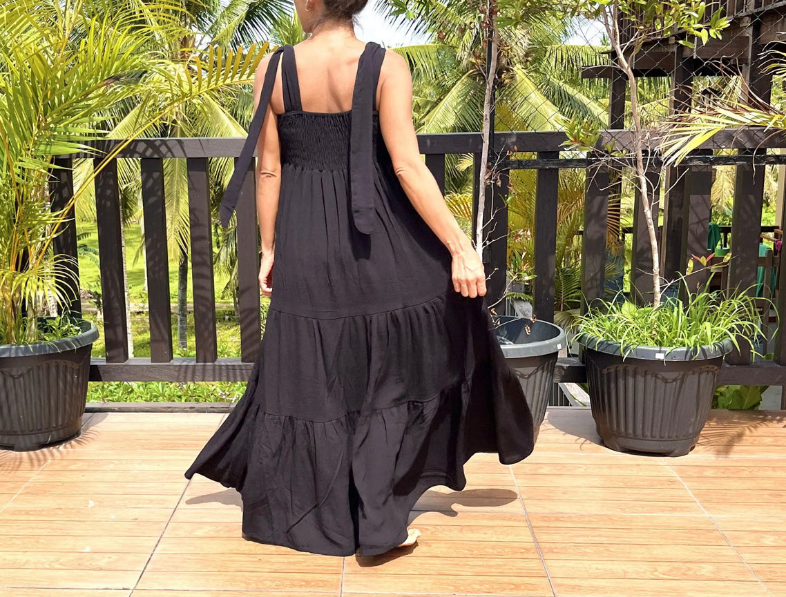 Via Bella - Ribbon Maxi Dress