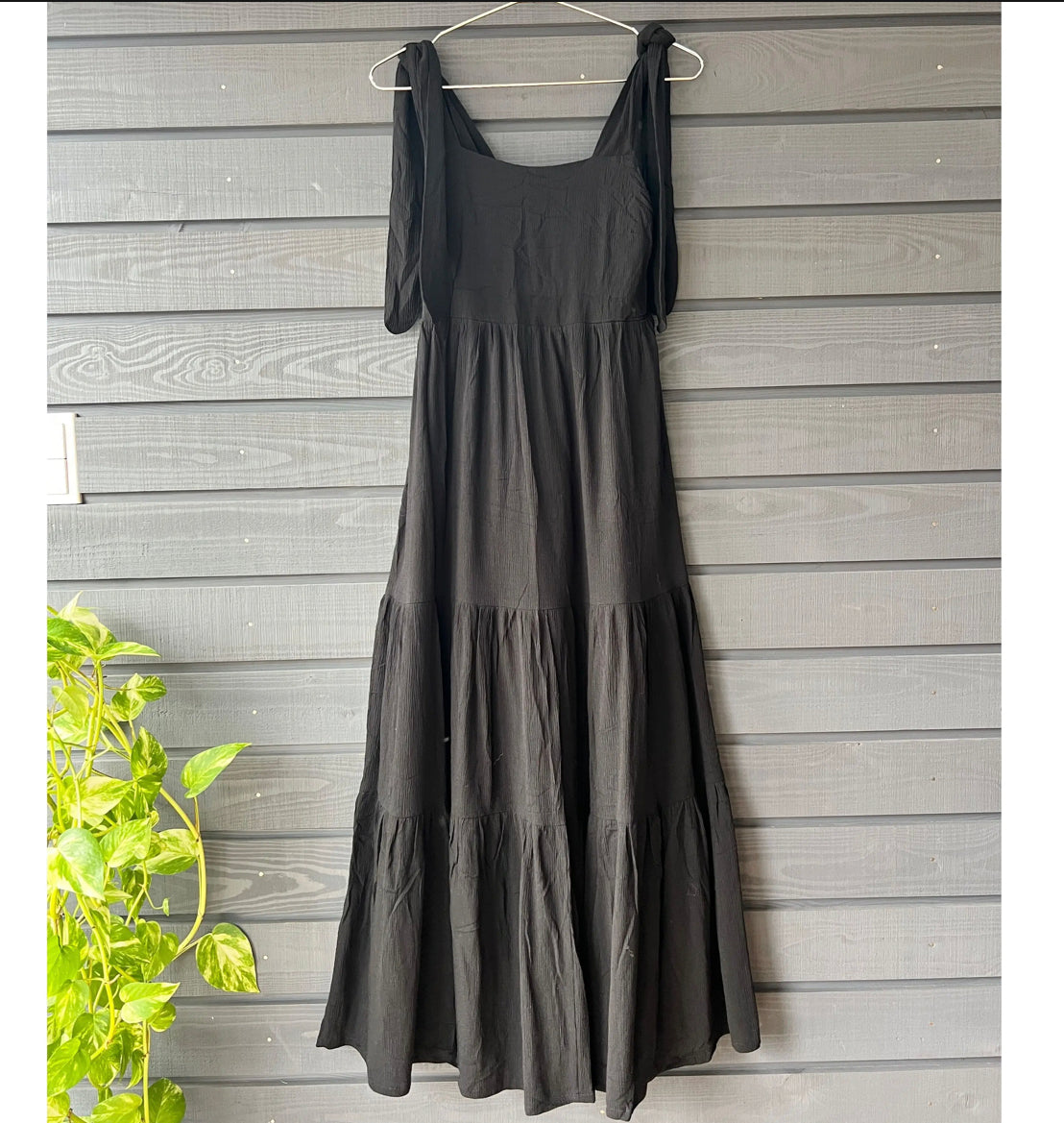 Via Bella - Ribbon Maxi Dress