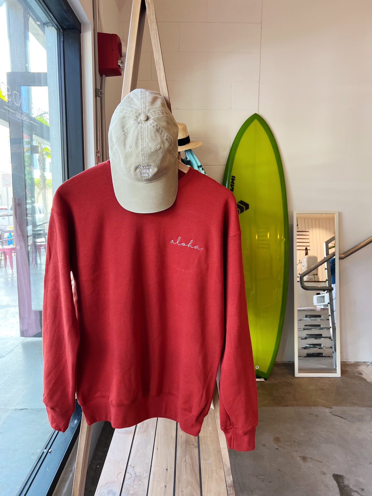 HI SURF "Aloha" long sleeve sweater